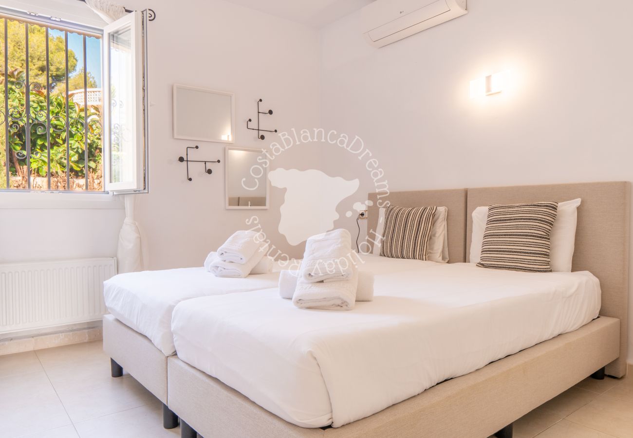 Villa in Moraira - Villa MiraLuna