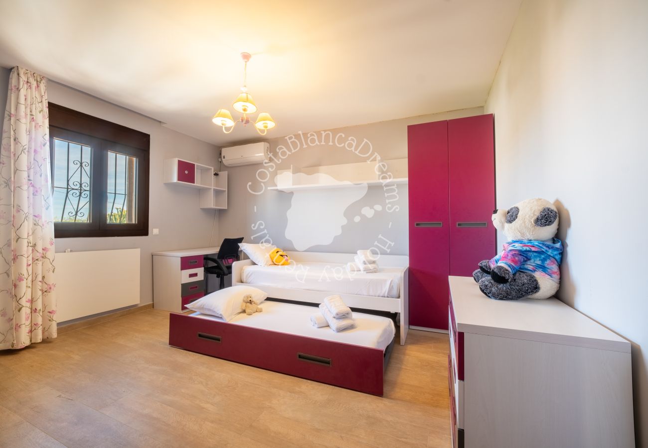 Villa in Calpe / Calp - Villa Los Pinos