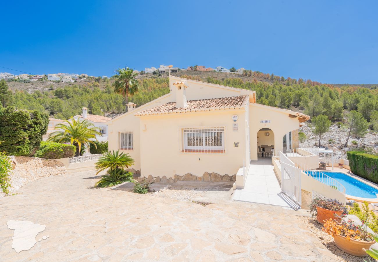 Villa in Moraira - Villa Alzhara