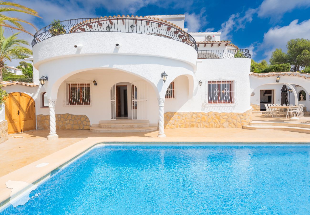 Villa en Calpe - Casa Feliz