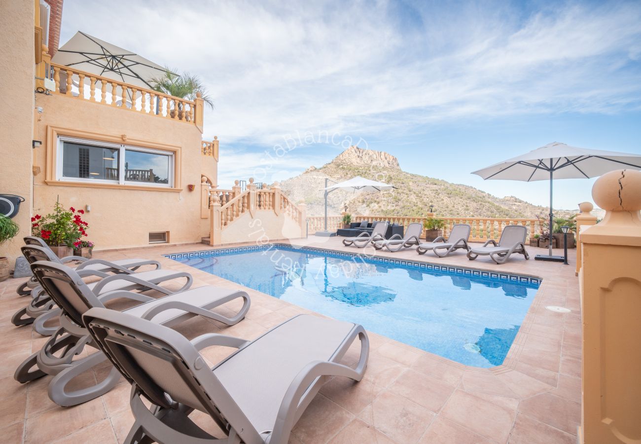 Villa en Calpe - Los Pitufos